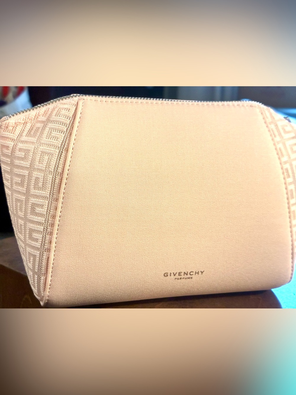 Givenchy Beautiful Rare Rose Pink Cosmetic Pouch with Silver Givenchy Embossing - Picture 12 of 17